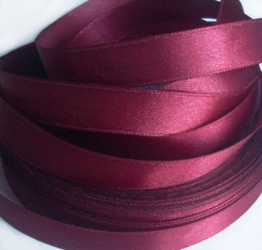 Лента атласная 1,2 см бордовая 048