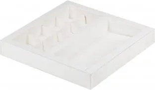Коробка для конфет (8) + шоколадки белая с пластик крышкой 20*20*3 см 